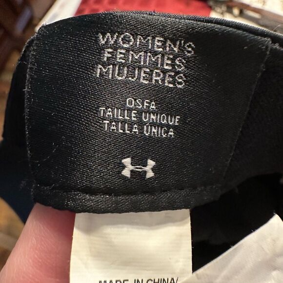 Under Armour Women’s Black ball cap hat Baseball Hat - Picture 6 of 6